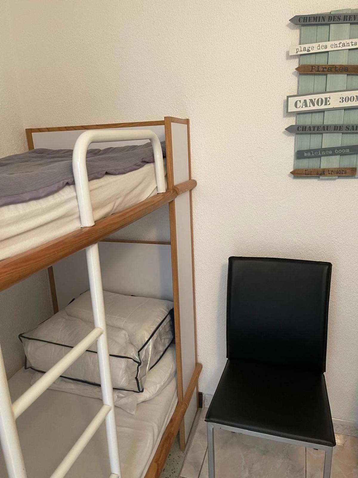 Au Reveil Des Cigales Hotel Сен-Агулф Екстериор снимка