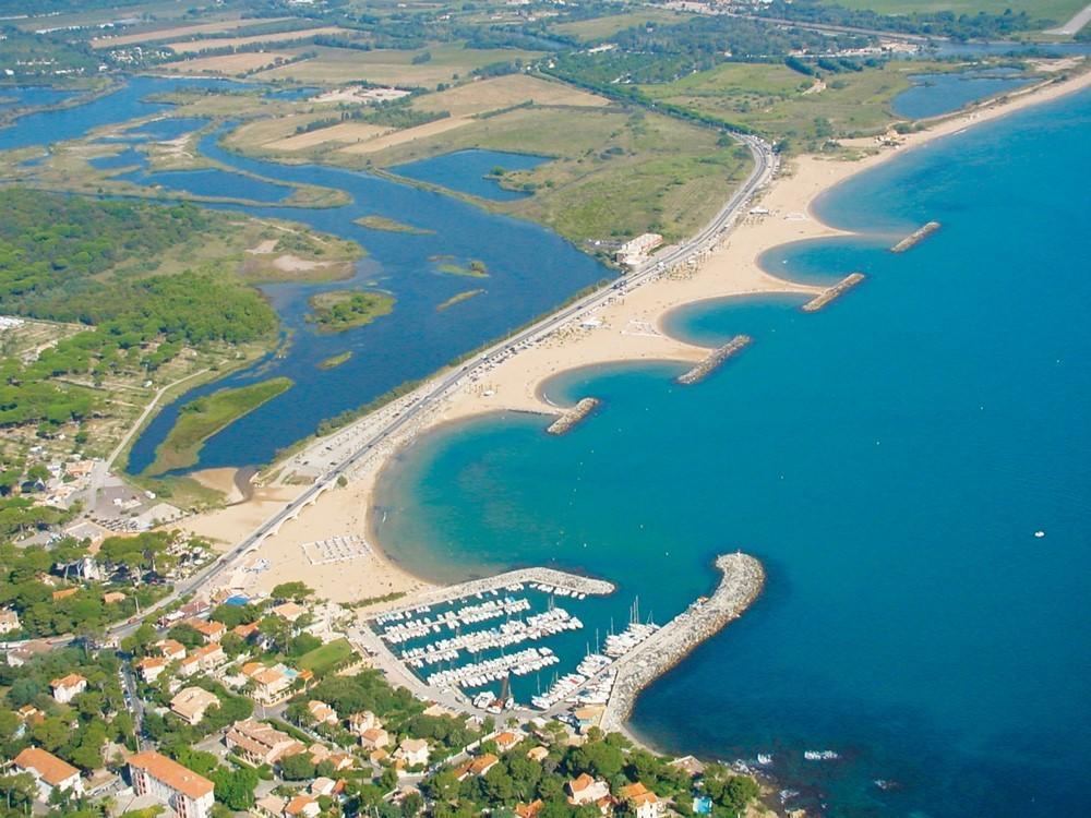 Au Reveil Des Cigales Hotel Сен-Агулф Екстериор снимка