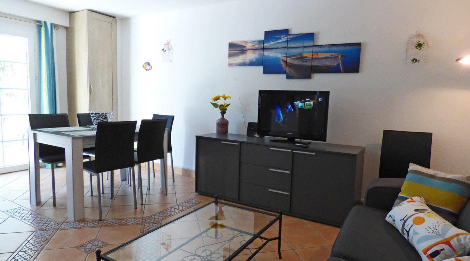 Au Reveil Des Cigales Hotel Сен-Агулф Екстериор снимка